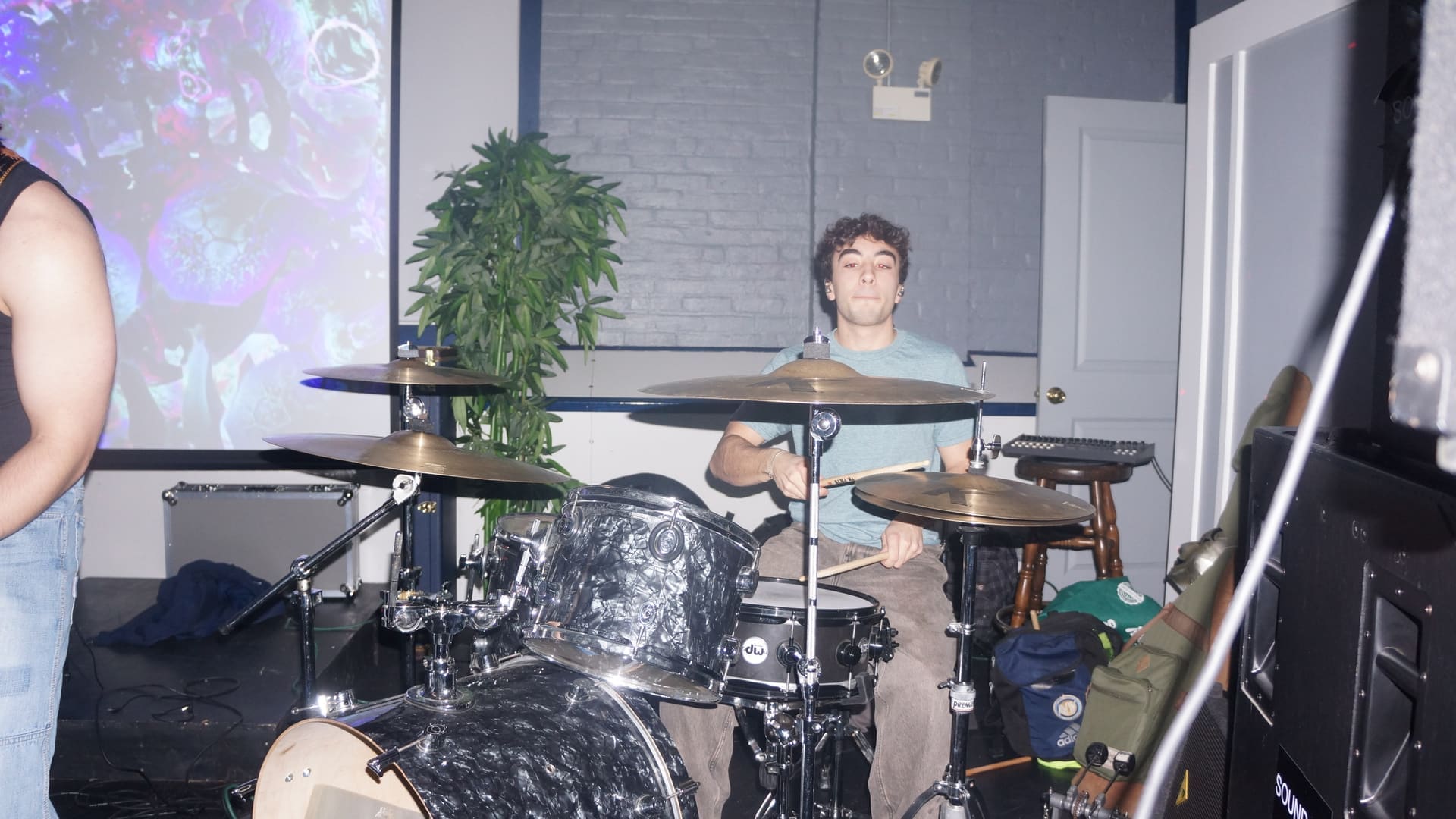 NewFare live performance photo 2