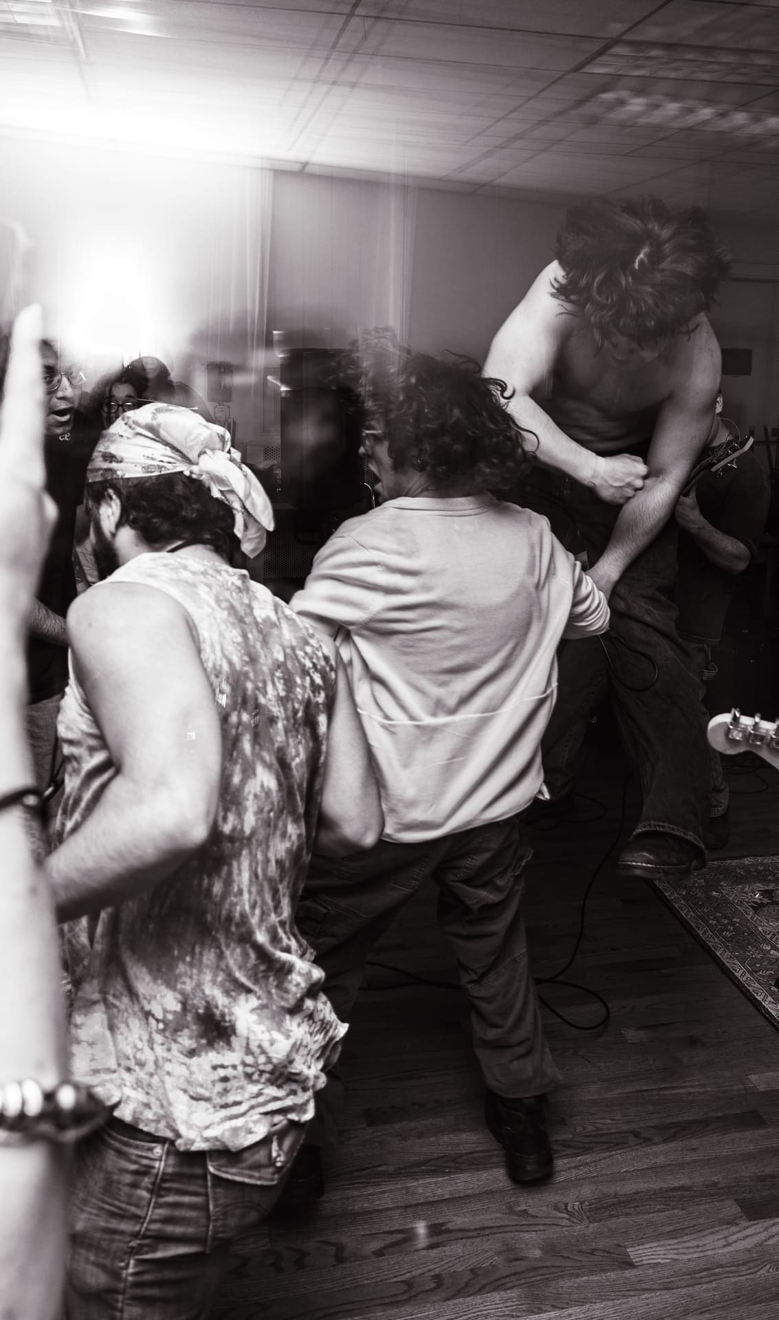 NewFare live performance photo 20