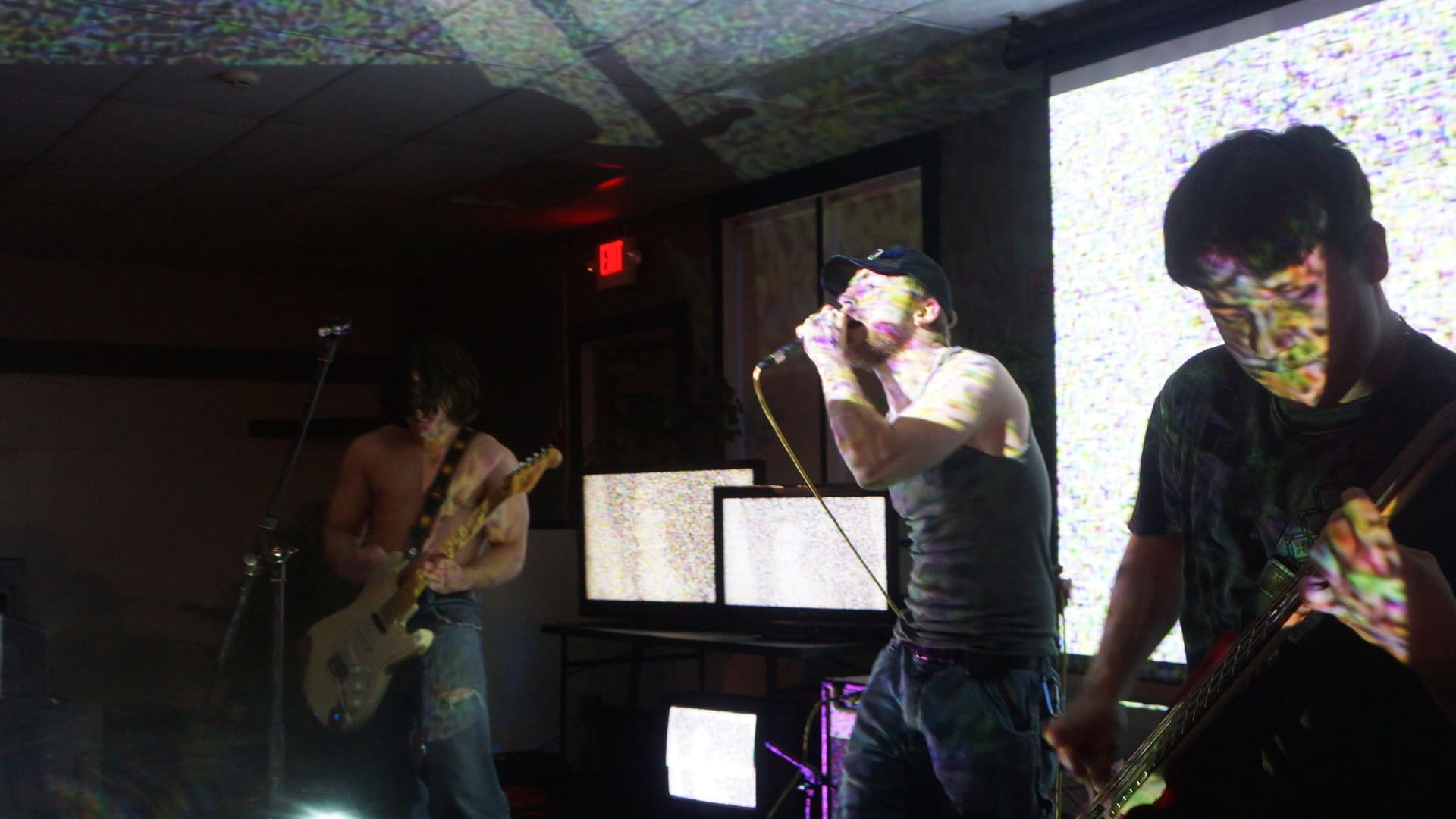 NewFare live performance photo 31
