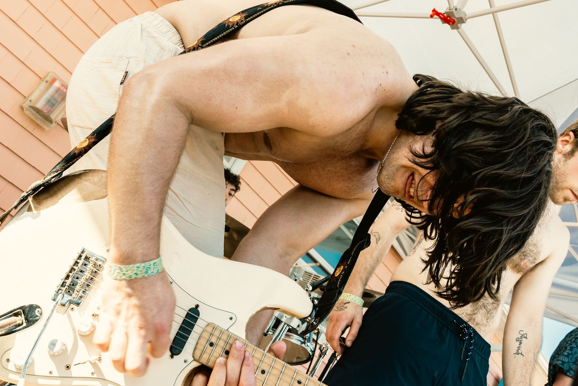 NewFare live performance photo 38