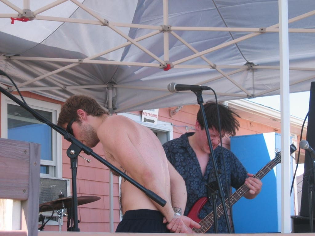 NewFare live performance photo 44