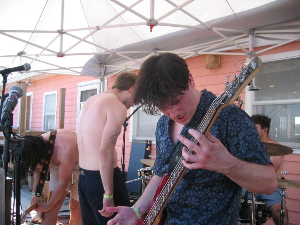 NewFare live performance photo 48