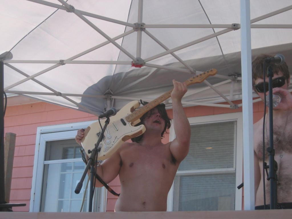 NewFare live performance photo 49